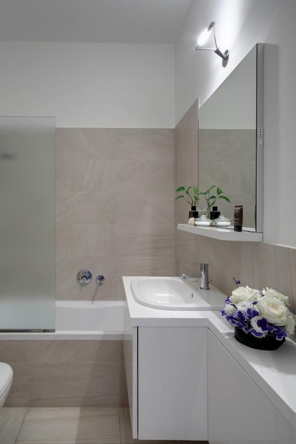 Contempora Apartments - Elvezia 8 - E22 Milan Exterior photo